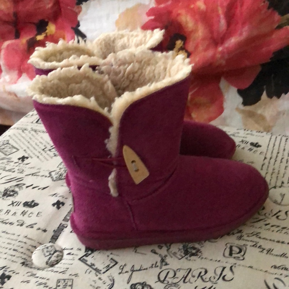 Bearpaw boots